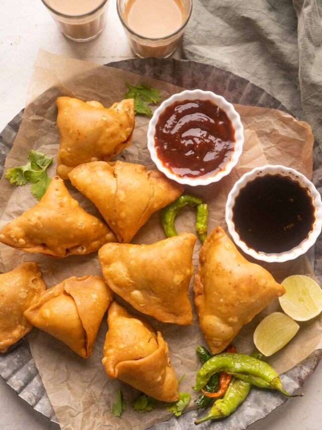 6. Aloo Samosa